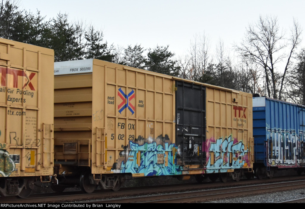502295